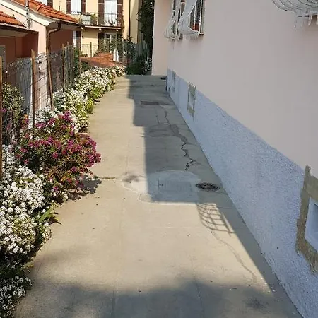 Casa Vacanze La Farfalla *
